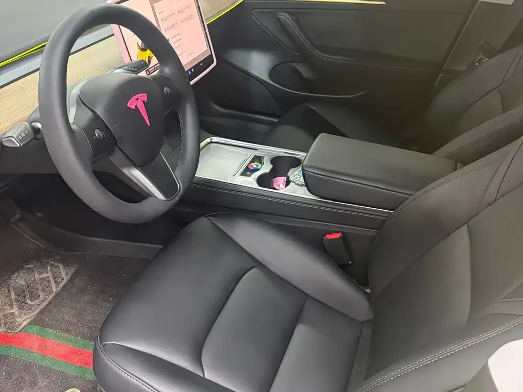 Tesla Model 3 — фото 6