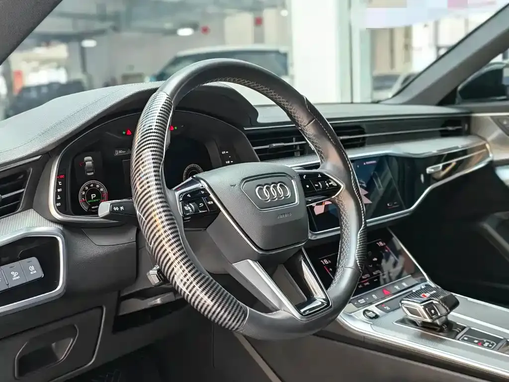 Audi A6L — фото 3