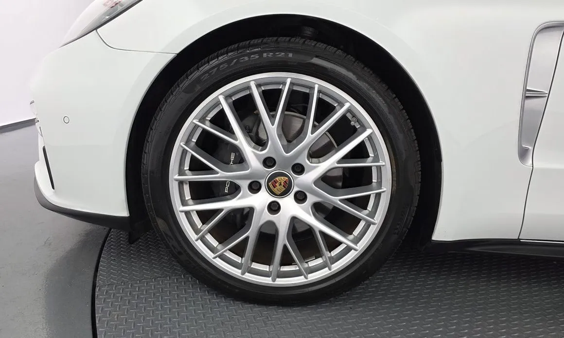Porsche Panamera 2021 из KR, фото 5