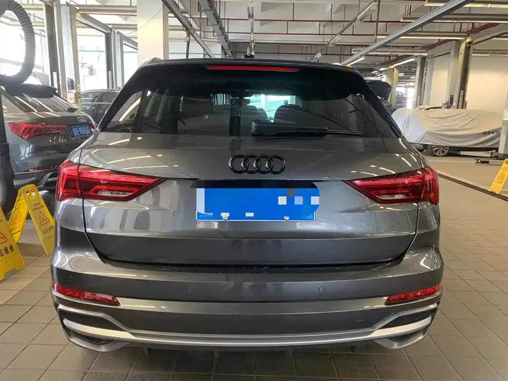 Audi Q3 — фото 10
