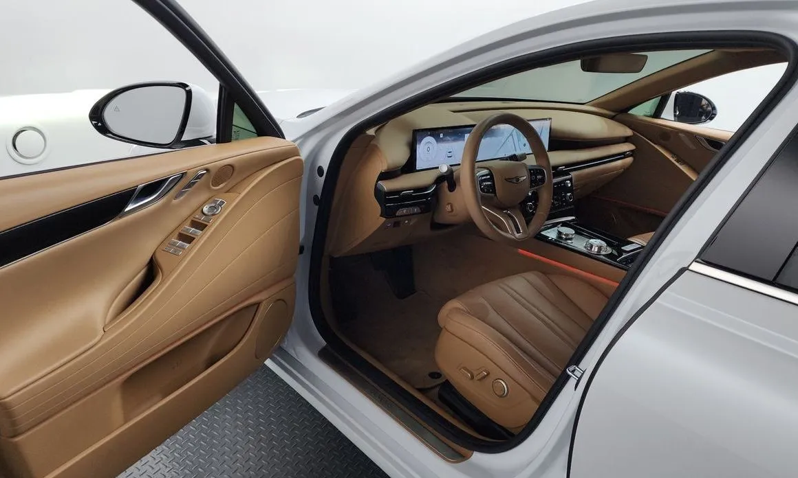 Genesis G80 — фото 10