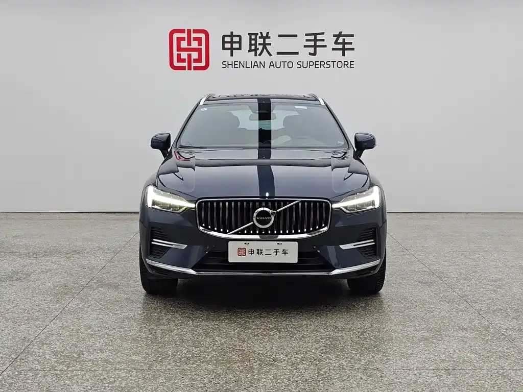 Volvo XC60 — фото 9