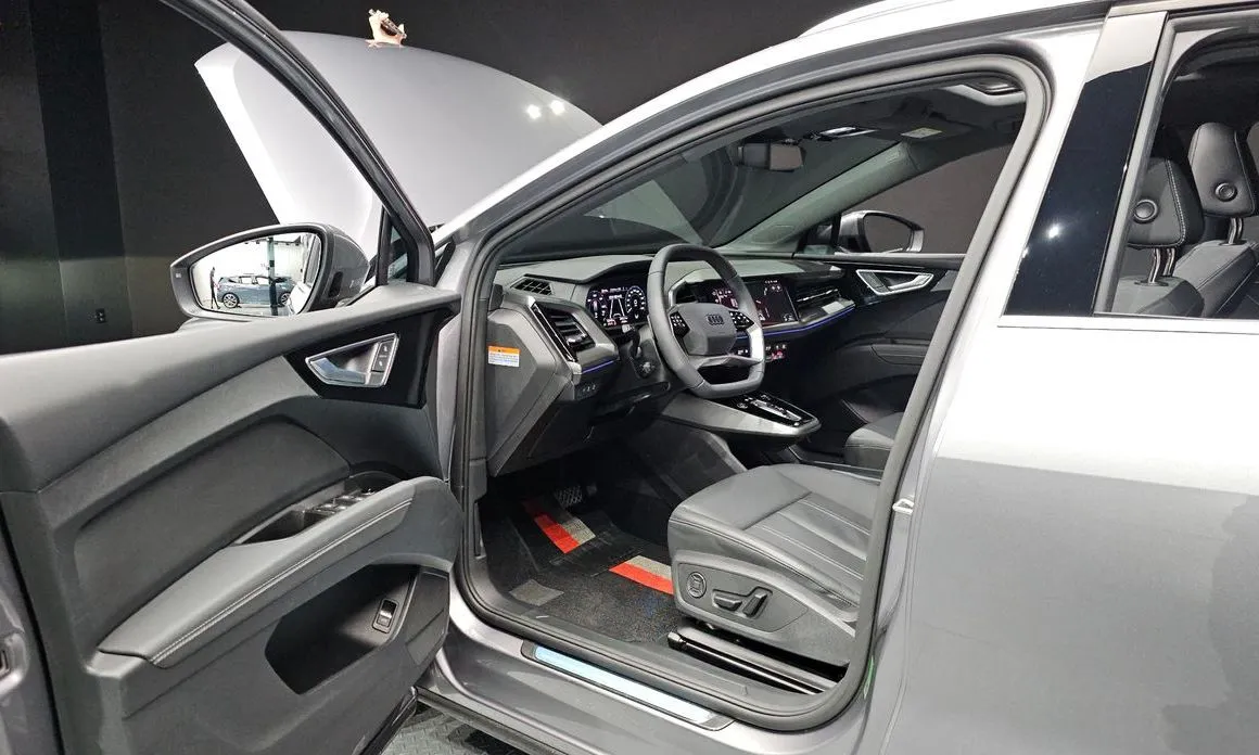 Audi Q4 e-tron 2025 из KR, фото 9