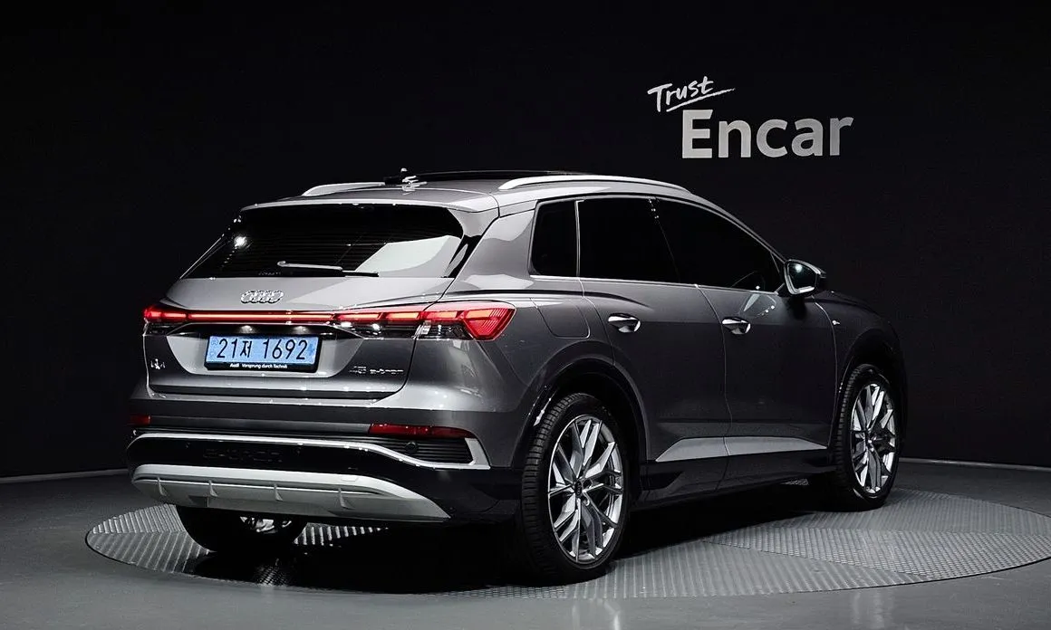 Audi Q4 e-tron 2025 из KR, фото 7
