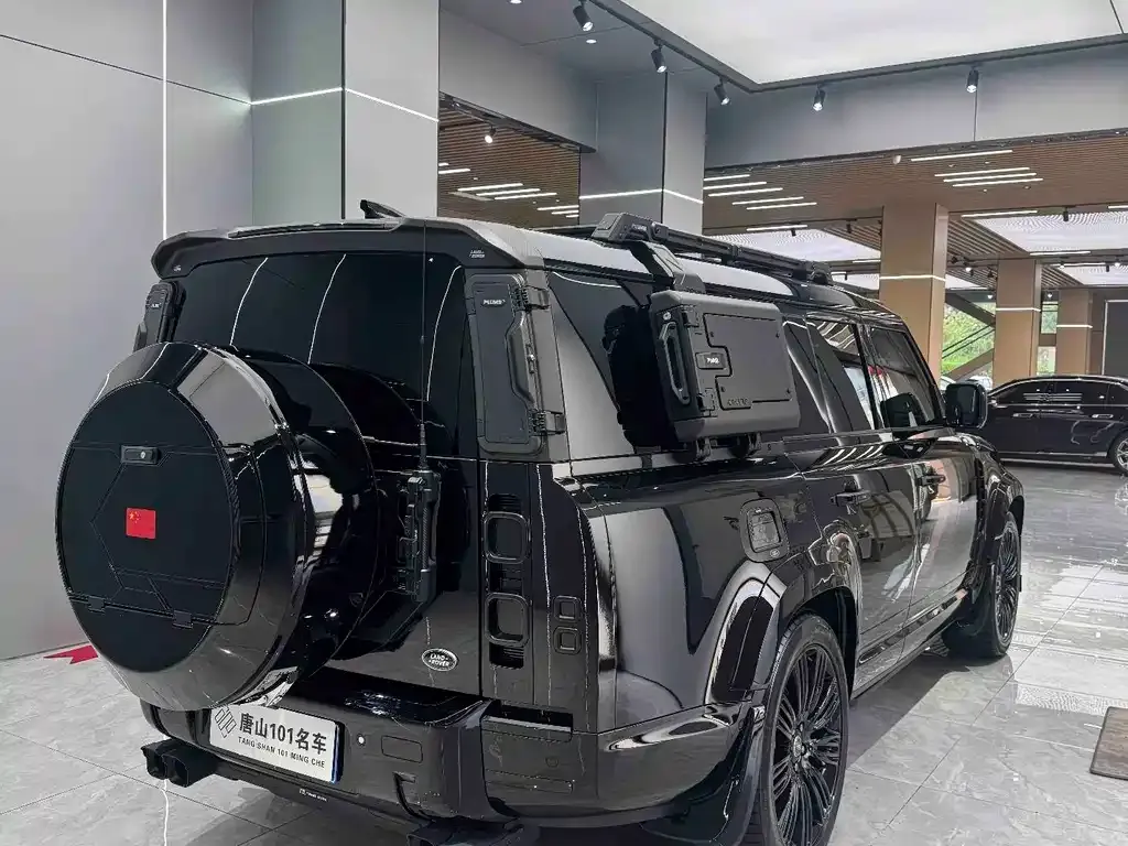 Land Rover Defender — фото 4
