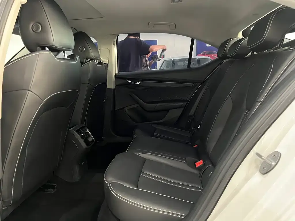 Skoda Octavia 2022 из CN, фото 2