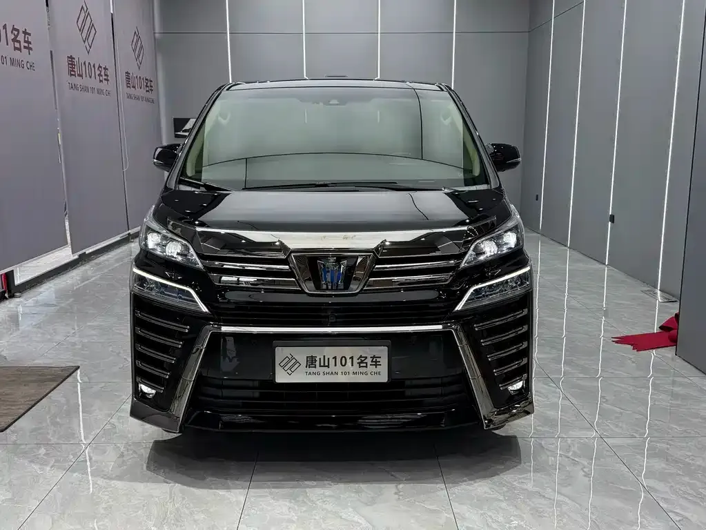 Toyota Vellfire — фото 7