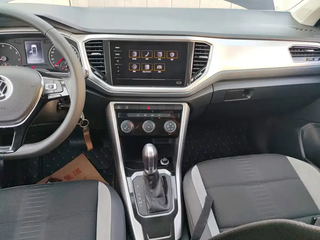 Volkswagen T-Roc 2021 из CN, фото 4