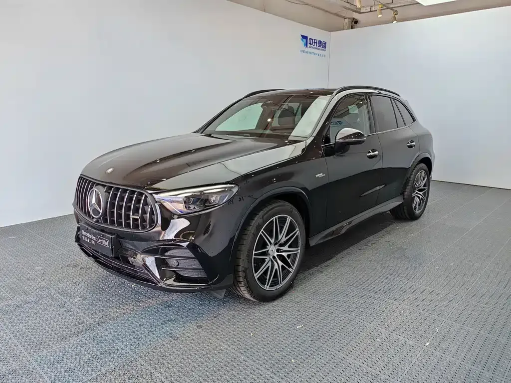 Mercedes-Benz GLC AMG — фото 1