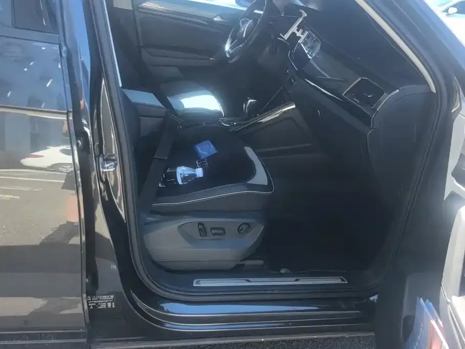 Volkswagen Tayron X 2022 из CN, фото 2