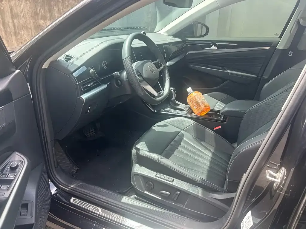 Volkswagen Passat — фото 3