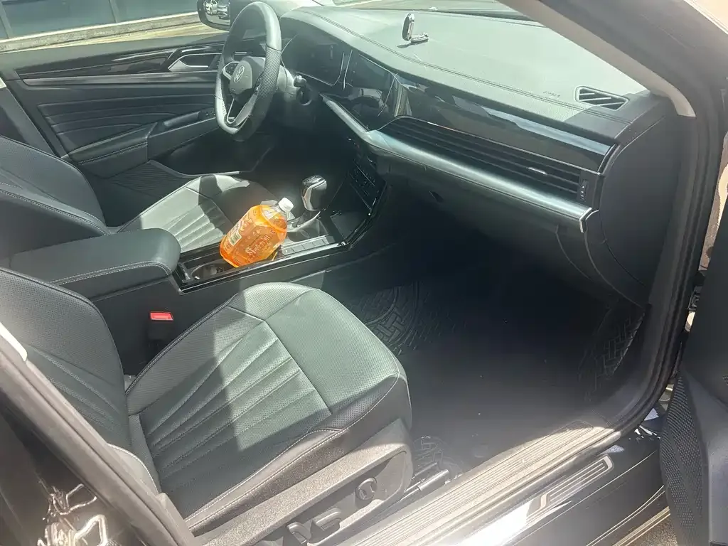 Volkswagen Passat — фото 5