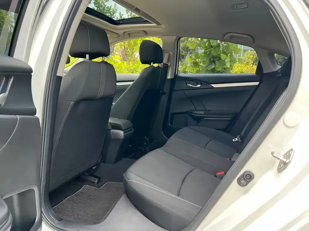 Honda Civic — фото 4