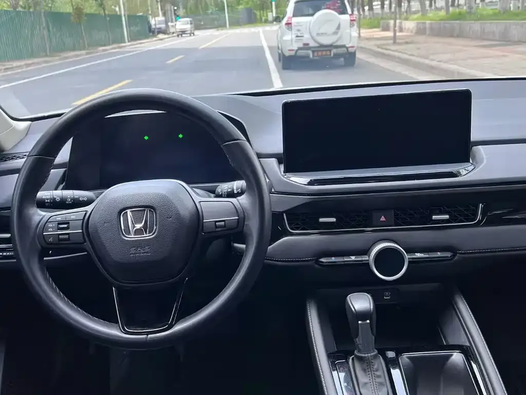 Honda Inspire — фото 4