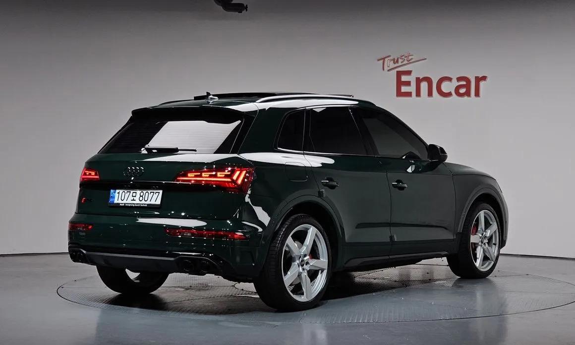 Audi SQ5 2023 из KR, фото 5