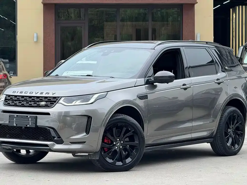 Land Rover Discovery Sport — фото 1