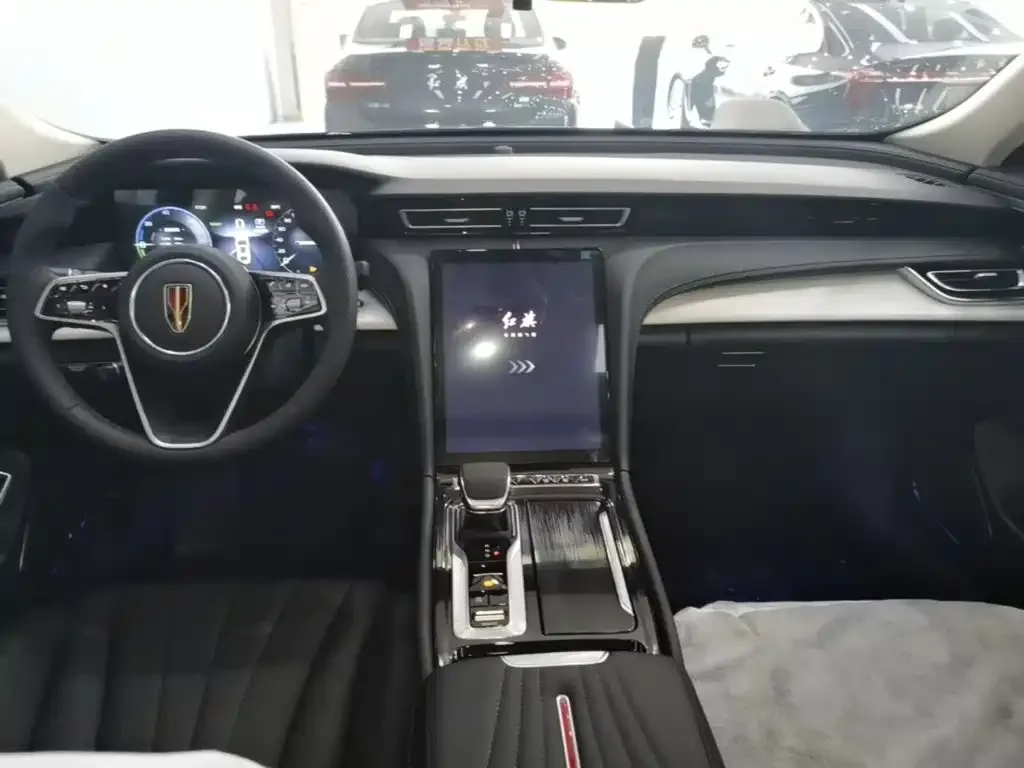 Hongqi H5 PHEV 2025 из CN, фото 8