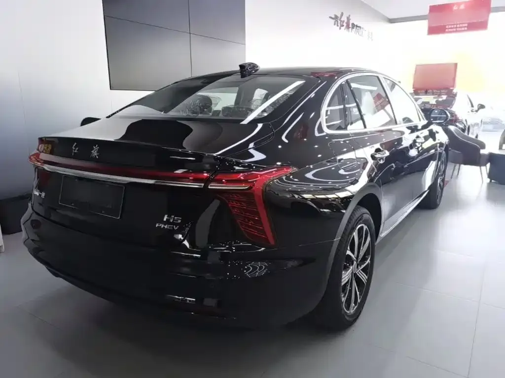 Hongqi H5 PHEV 2025 из CN, фото 3