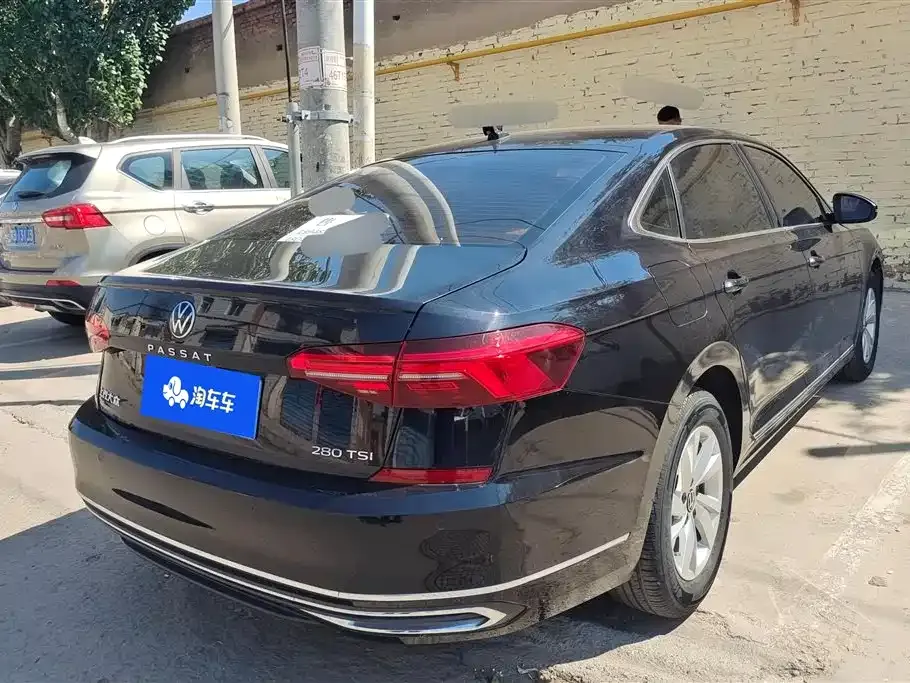 Volkswagen Passat — фото 9