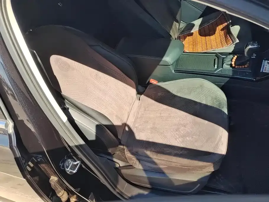 Volkswagen Passat — фото 6