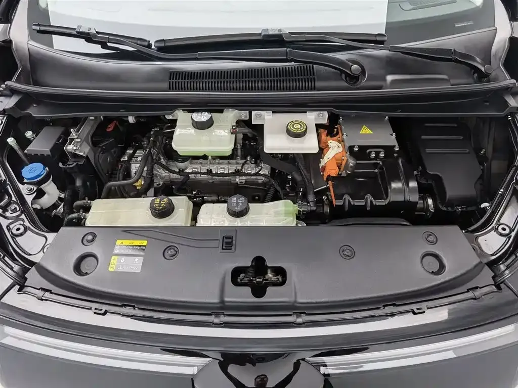 GAC Motor 传祺E8 PHEV 2024 из CN, фото 8