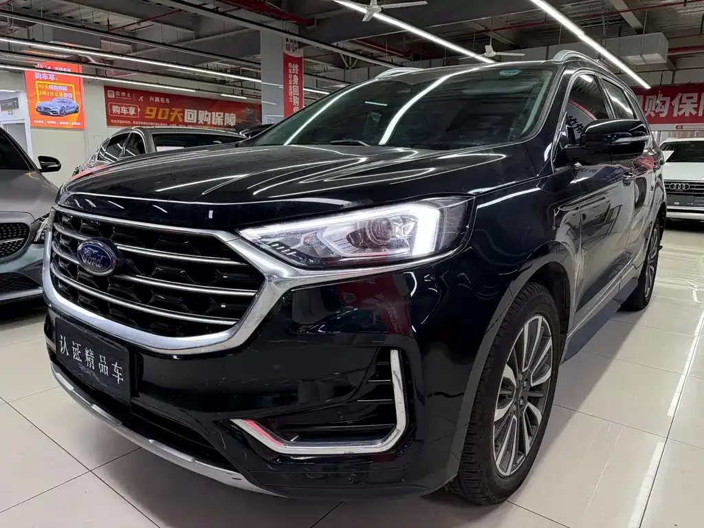 Ford Edge — фото 10