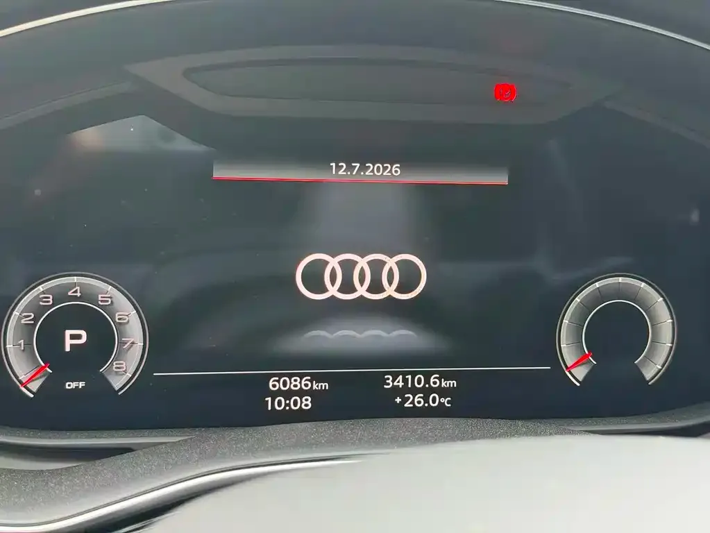 Audi Q8 — фото 2