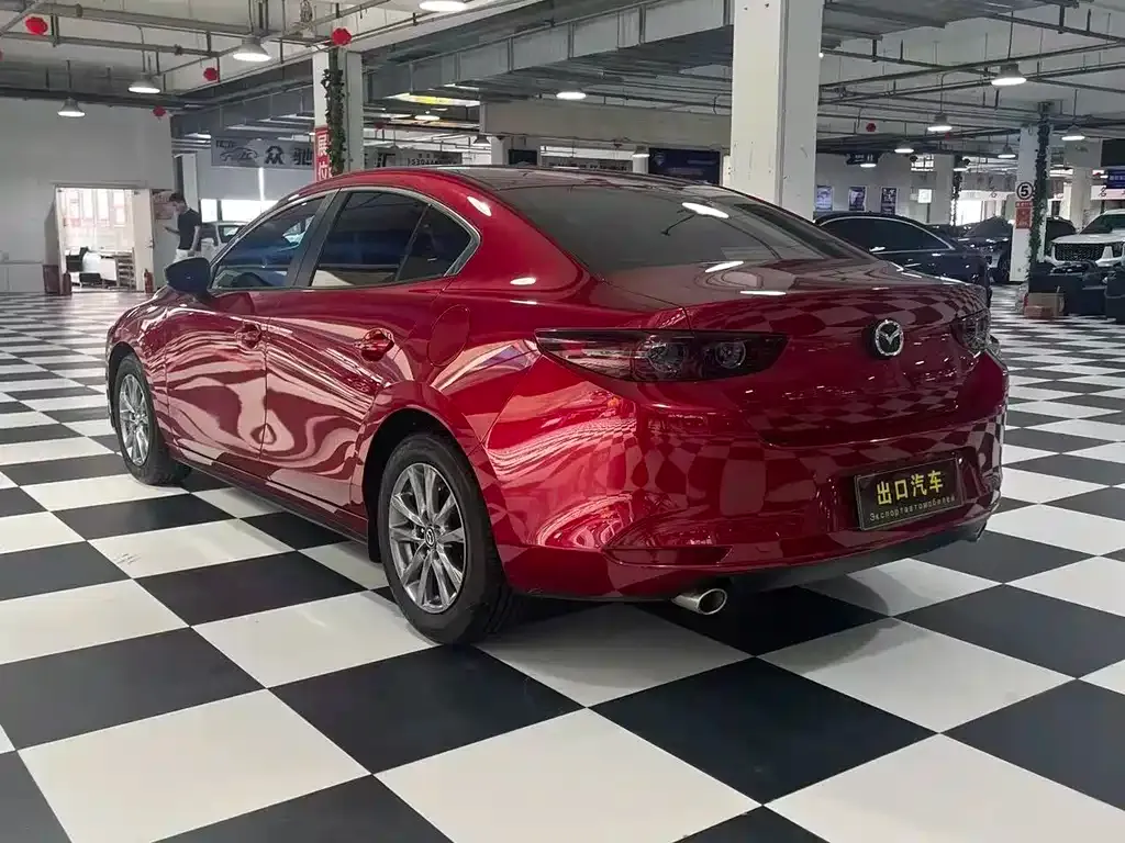 Mazda 3 Axela — фото 4