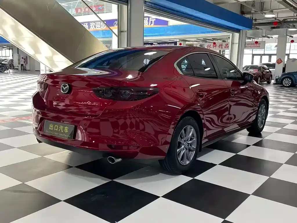 Mazda 3 Axela — фото 6