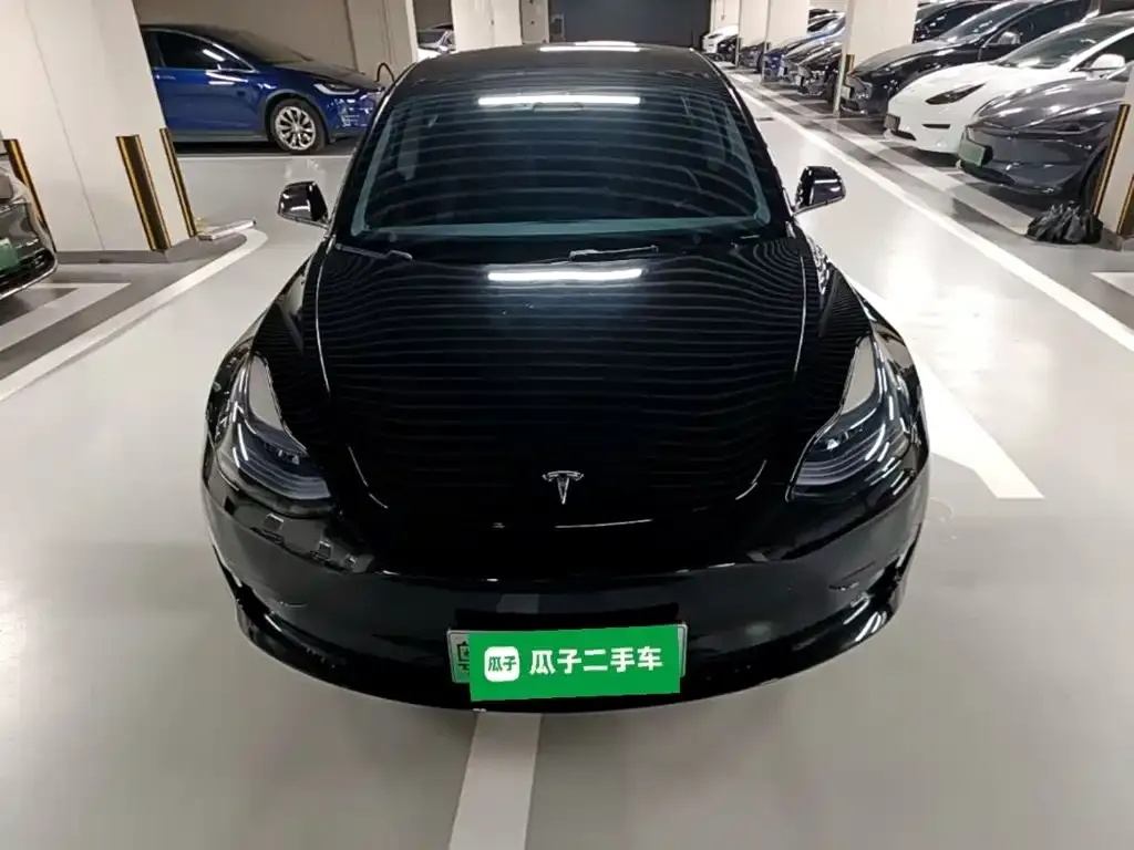 Tesla Model 3 — фото 4