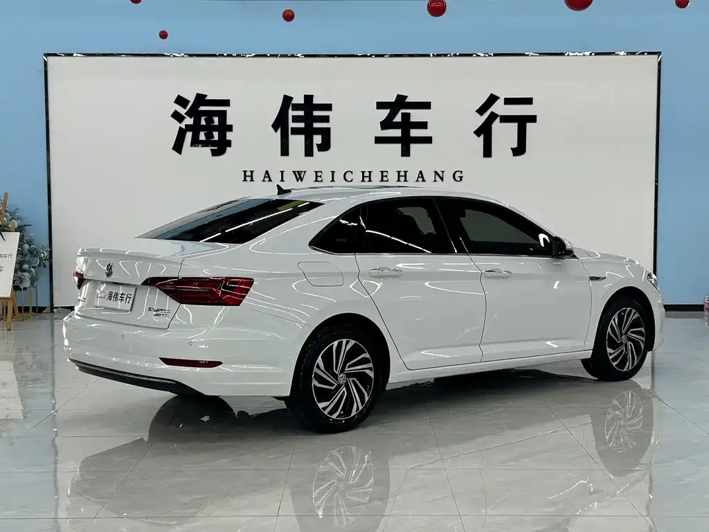 Volkswagen Sagitar — фото 4