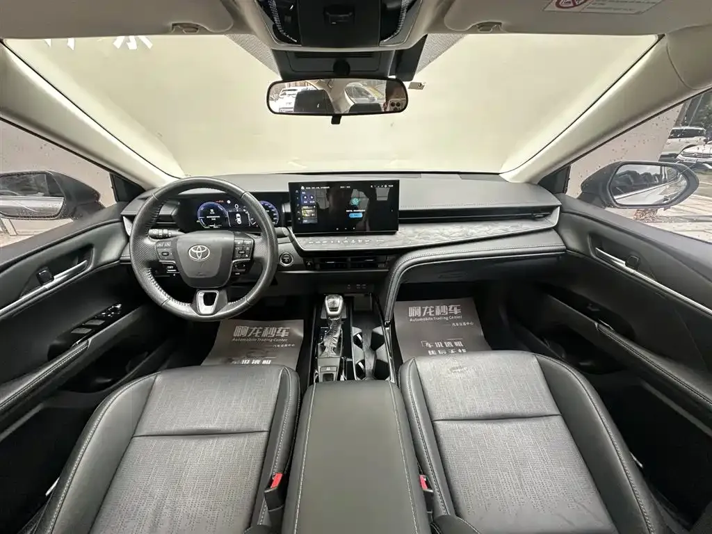 Toyota Camry 2024 из CN, фото 6