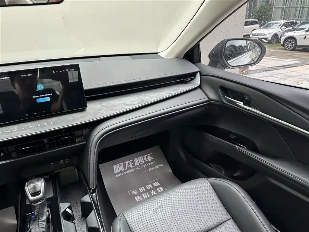 Toyota Camry 2024 из CN, фото 5