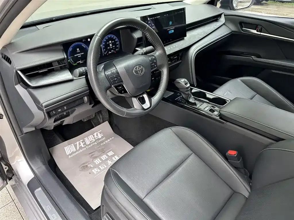Toyota Camry 2024 из CN, фото 9
