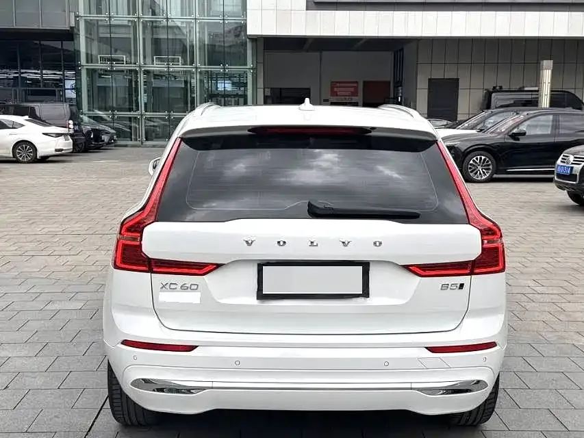 Volvo XC60 2024 из CN, фото 7