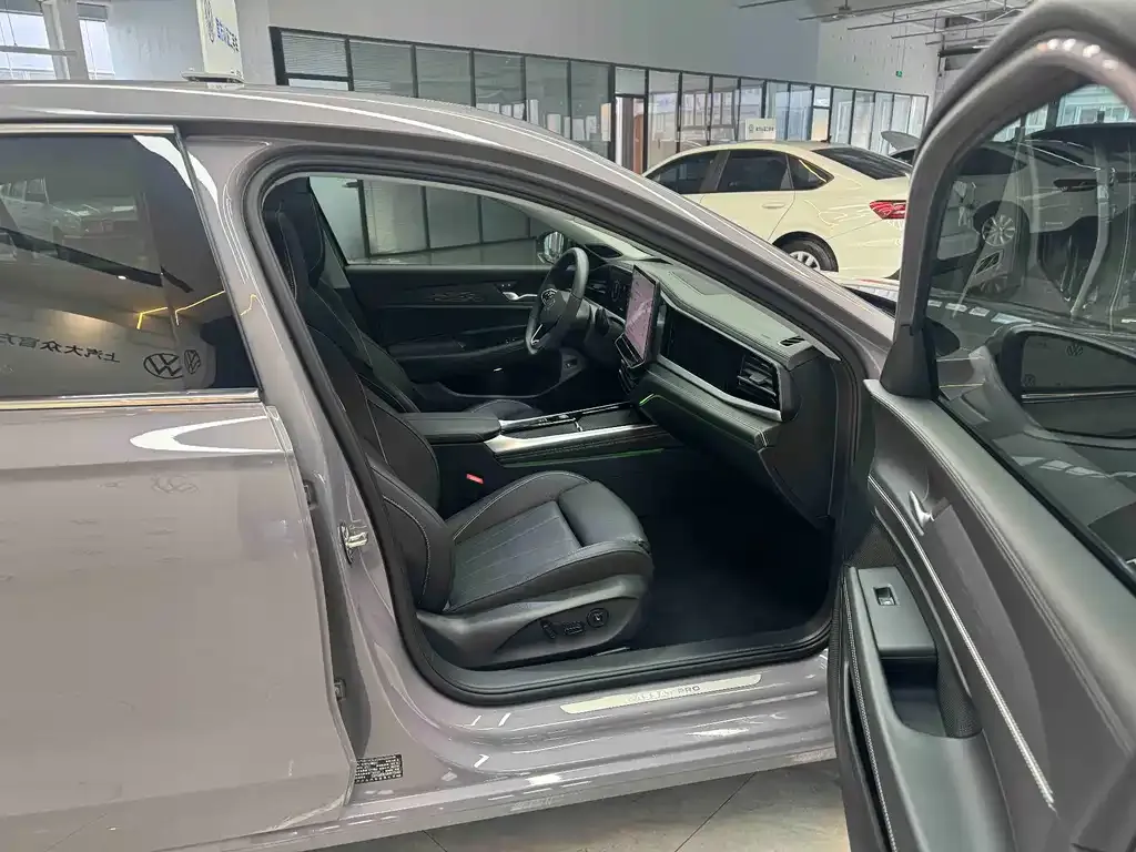 Volkswagen Passat — фото 9