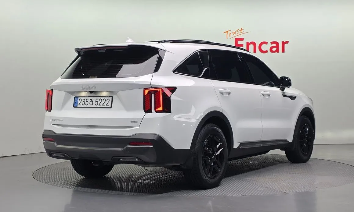 Kia Sorento — фото 3