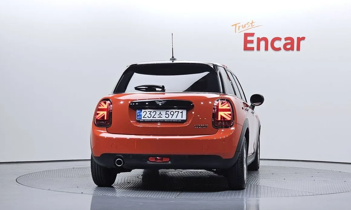 Mini Cooper 2021 из KR, фото 2