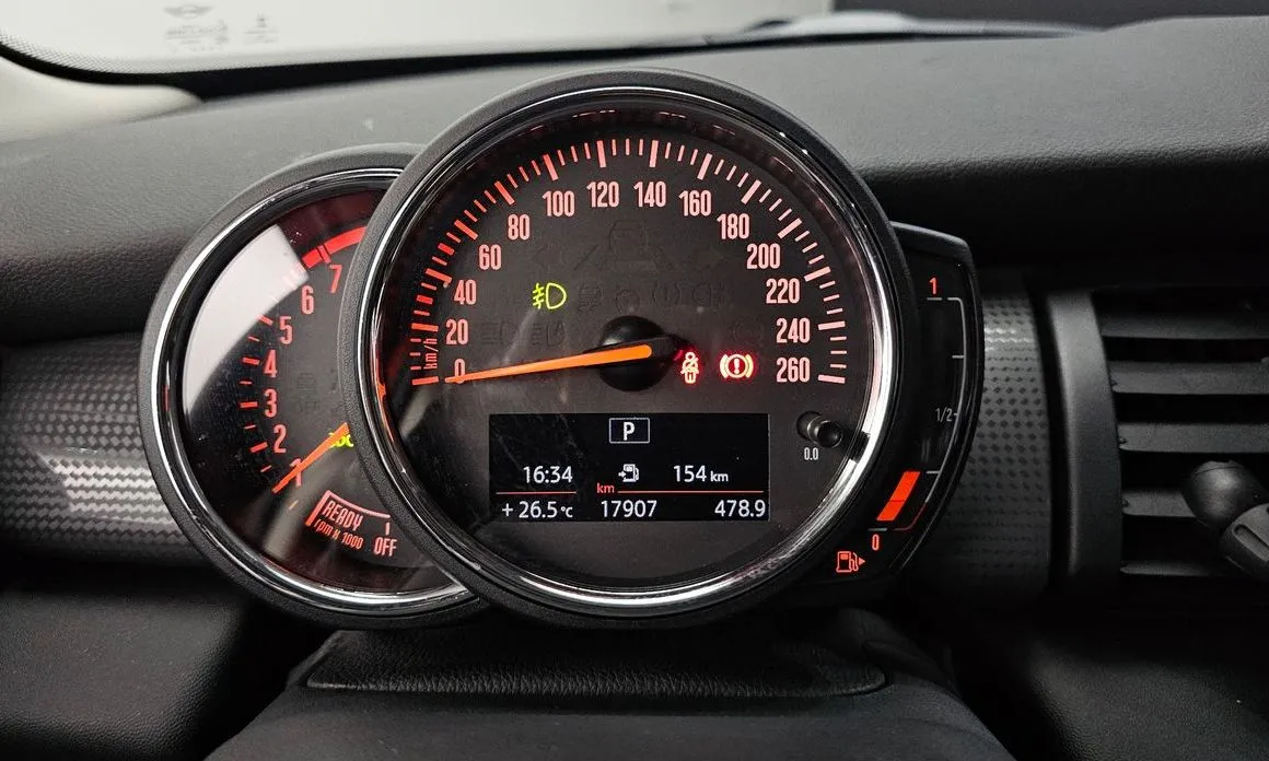 Mini Cooper 2021 из KR, фото 9