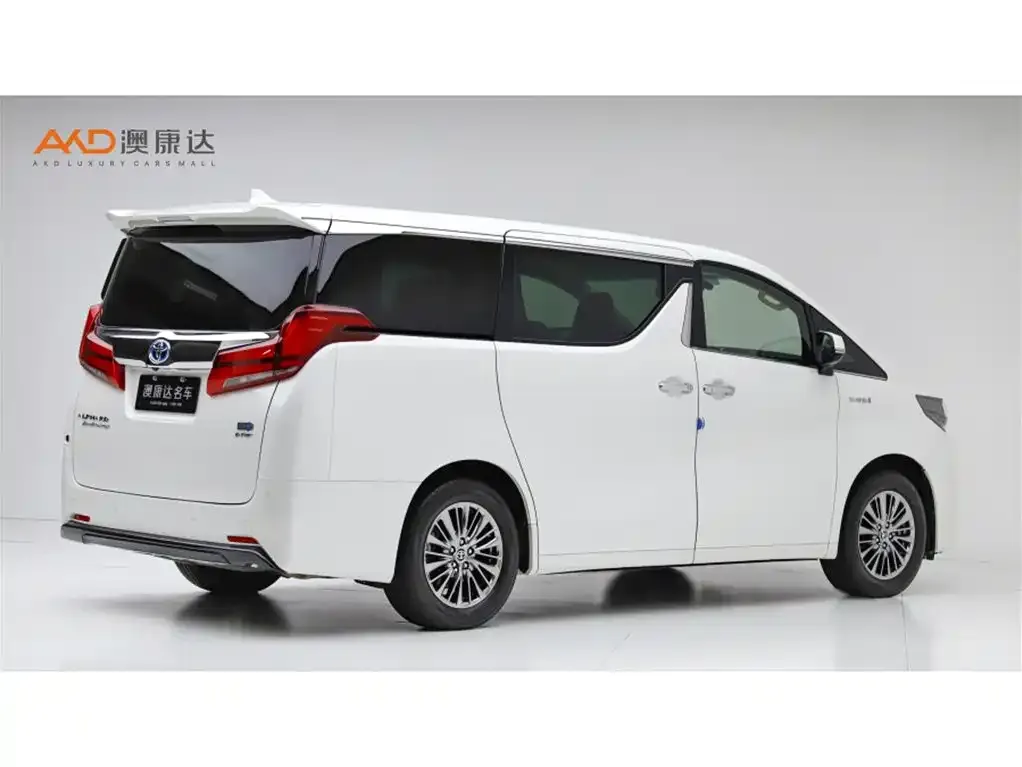 Toyota Alphard — фото 3