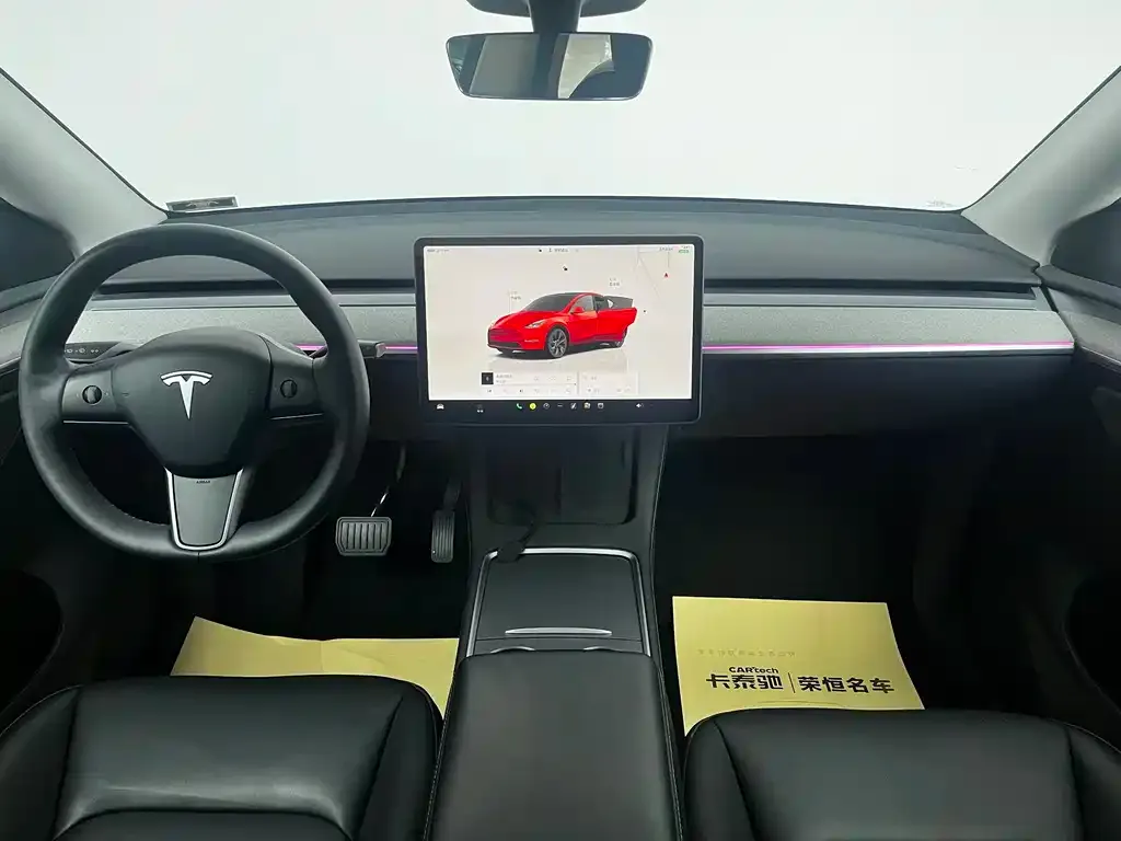 Tesla Model Y — фото 3