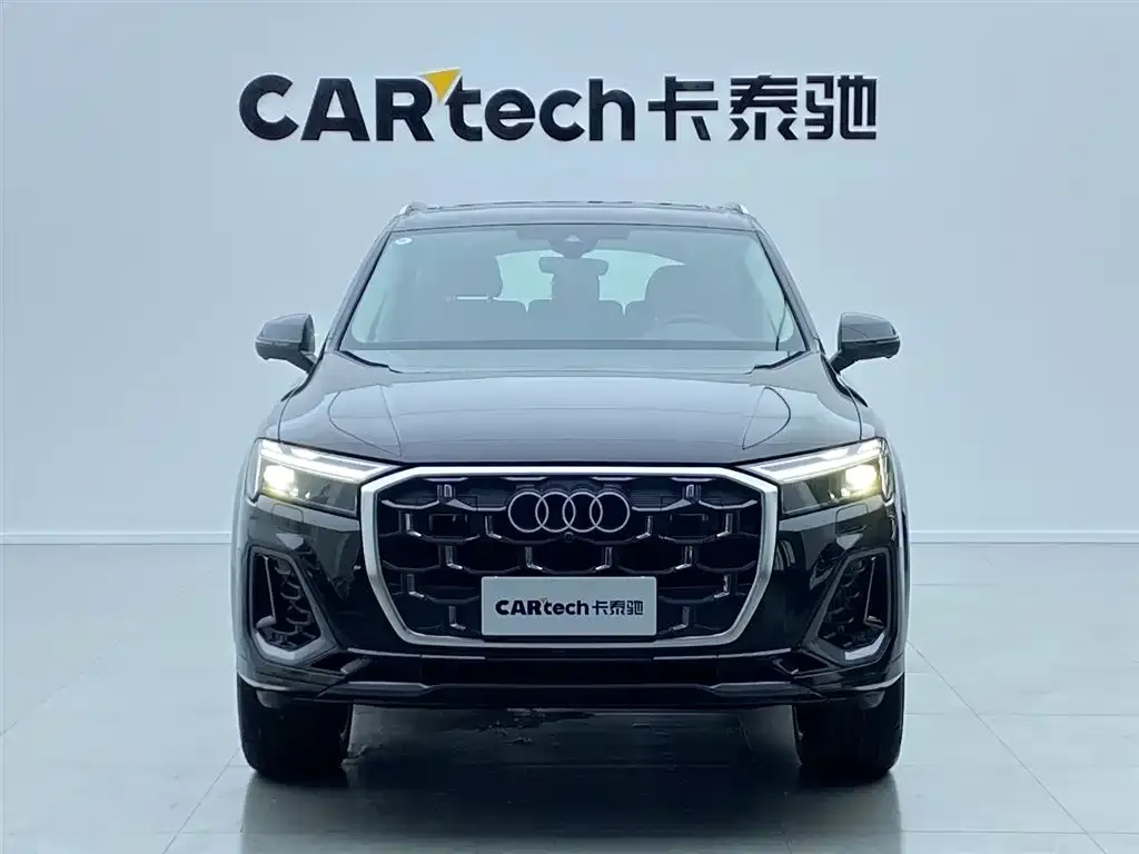 Audi Q7 — фото 7
