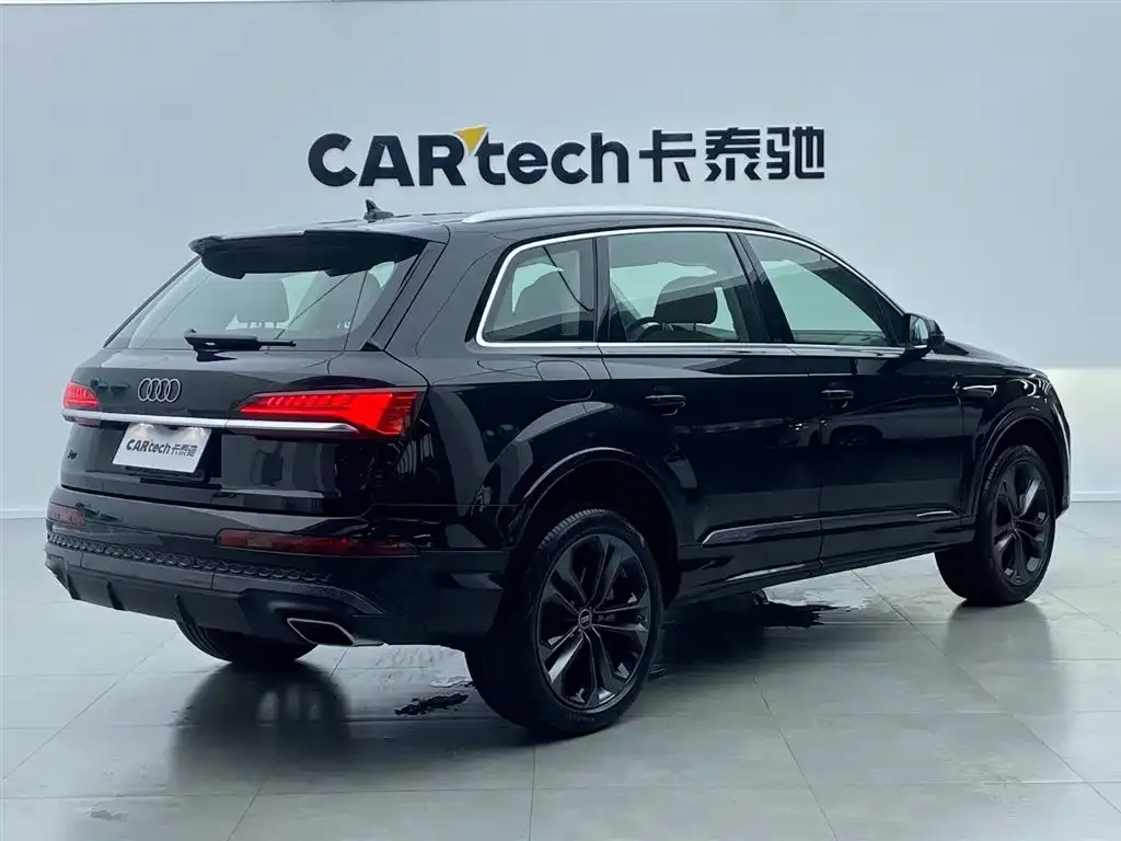 Audi Q7 — фото 2