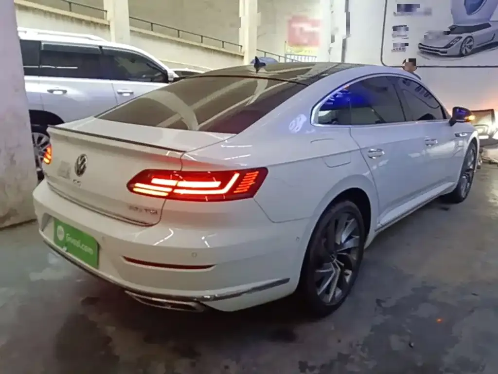 Volkswagen CC — фото 9