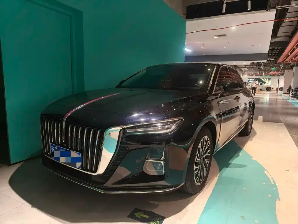 Hongqi H5 — фото 1