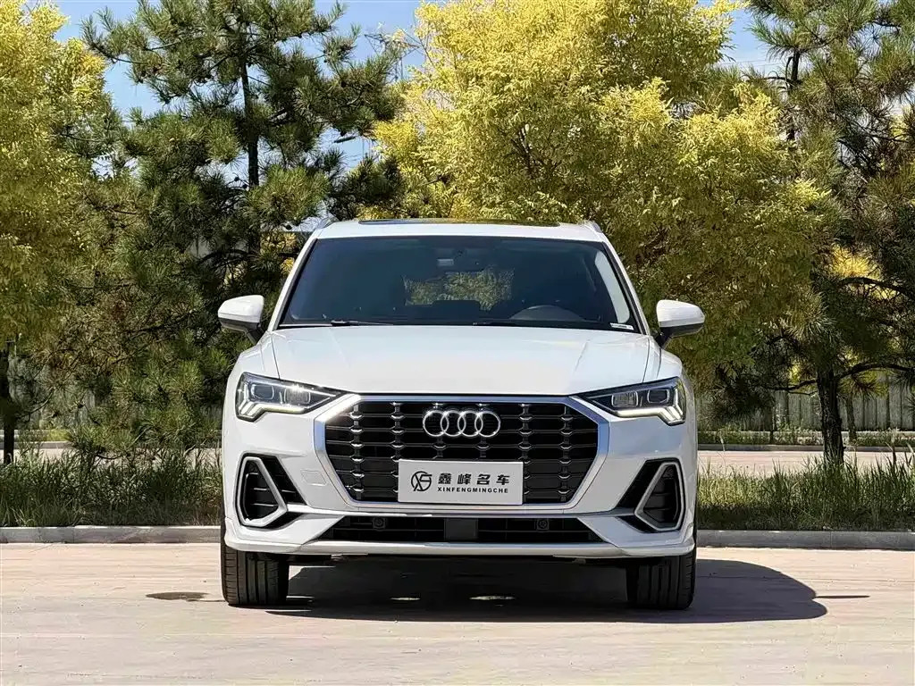 Audi Q3 — фото 7