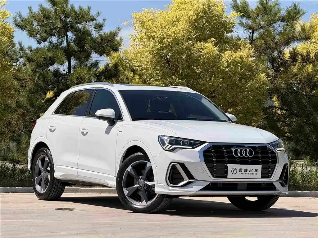Audi Q3 — фото 8