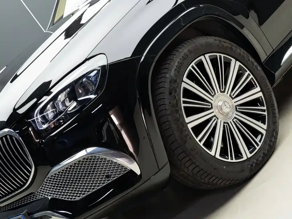 Mercedes-Benz GLS — фото 7