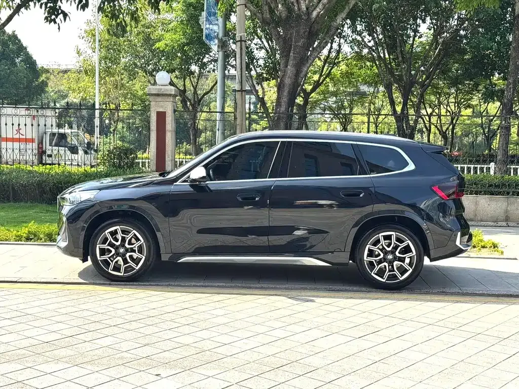 BMW X1 — фото 10