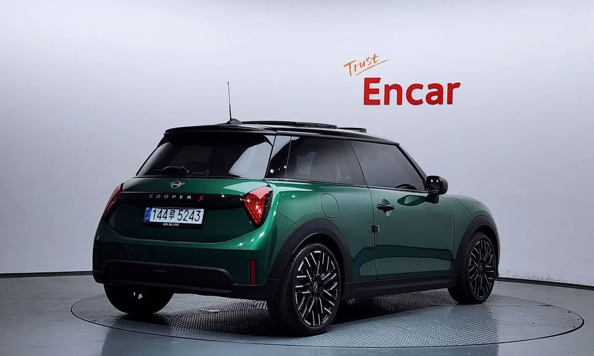 Mini Cooper 2025 из KR, фото 3